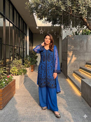 Women’s Embroidered Fandy Silk Suit Set with Dupatta For Traditional look