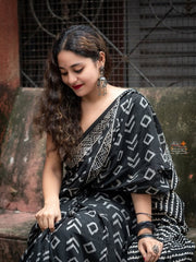 Women’s Black Printed Cotton Saree with Geometric Pattern and Contrast Border