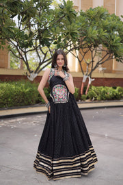 Women’s Embroidered Rayon Lehenga Choli Set,Traditional Indian Ethnic Wear