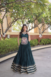 Women’s Embroidered Rayon Lehenga Choli Set,Traditional Indian Ethnic Wear