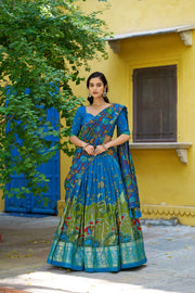 Women’s Printed Lehenga Choli Set with Floral Print Dupatta