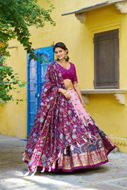 Women’s Printed Lehenga Choli Set with Floral Print Dupatta