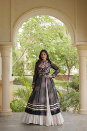 Women’s Kutchi Mirror Work Lehenga Choli With Kurti