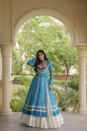 Women’s Kutchi Mirror Work Lehenga Choli With Kurti