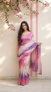 Women’s Bandhej Print Saree with Elegant Lace Border and Matching Blouse