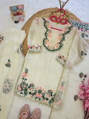 Girls White Embroidered Kurta Pant Set with Dupatta | Floral Ethnic Festive Wear