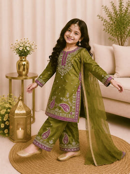 Girls Green Embroidered Kurta Palazzo Set with Dupatta