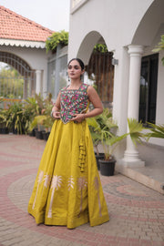 Women’s Lehenga Choli Set with Embroidered Blouse