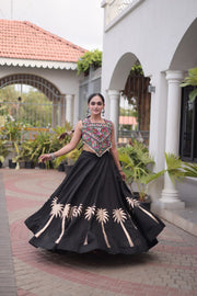 Women’s Lehenga Choli Set with Embroidered Blouse