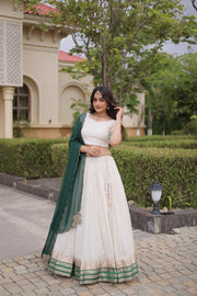 Women’s Anarkali Lehenga Choli with Treditional Dupatta