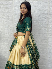 Women’s Bandhani Printed Lehenga Choli Set with Dupatta