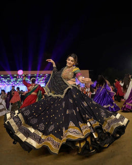 Women’s Black Gold Gujarati Navratri Lehenga Choli