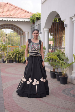 Women’s Mirror work Ethnic Embroidered Lehenga Choli Set