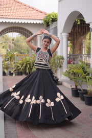 Women’s Mirror work Ethnic Embroidered Lehenga Choli Set