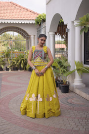 Women’s Mirror work Ethnic Embroidered Lehenga Choli Set