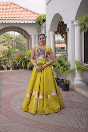 Women’s Mirror work Ethnic Embroidered Lehenga Choli Set