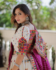 Women’s White Multicolor Gujarati Navratri Lehenga Choli