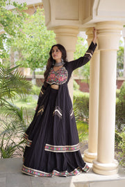 Women’s Kora Cotton Lehenga with Gamthi Embroidery & Gota Patti Work