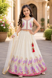 Girls Purple Embroidered Treditional Lehenga Choli with Dupatta