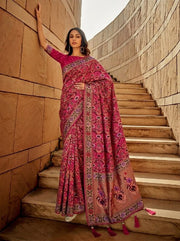 Women’s Printed Saree with Traditional Floral Pattern and Decorative Border