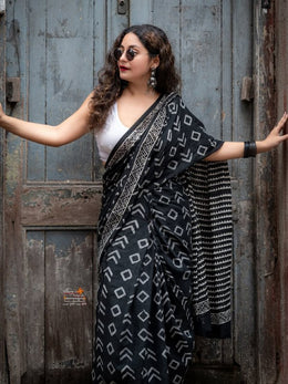 Women’s Black Printed Cotton Saree with Geometric Pattern and Contrast Border