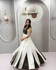 Women’s Lehenga Choli Set, Traditional Indian Ethnic Wear with Gold Print Detailing