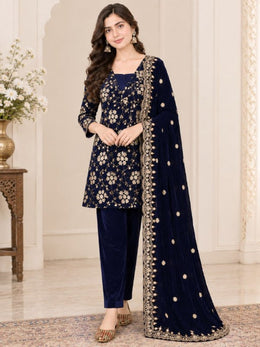 Women’s Navy Blue Embroidered Velvet Kurta Pant Set with Dupatta