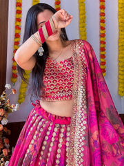 Women’s Pink Floral Printed  Lehenga Choli with Dupatta