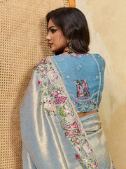 Women Traditional Saree with Matching Blouse for Wedding, Party & Festive Wear