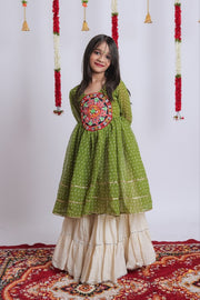 Women Girls Traditional Indian Lehenga Choli Set with Olive Green Bandhani Printed Top