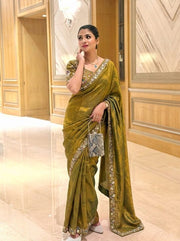 Women’s Saree with Embroidered Border For Traditional Look