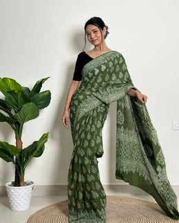 Women’s Ready to Wear Mul Cotton Saree with Pocket, Green Printed Stitched Saree